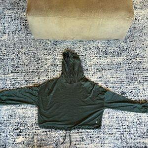 Born Primitive Cropped pullover size Large
